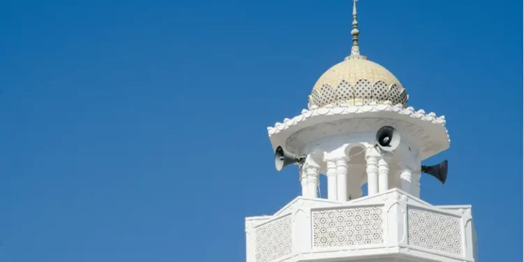 La policía decomisa altavoces de una mezquita en Tel Sheva