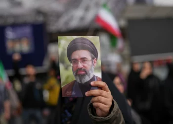 Mojtaba Jamenei presenta heridas desfigurantes en el rostro y podría haber perdido una pierna