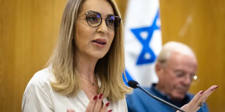 Orly Adas renuncia tras gestionar siete procesos electorales en Israel