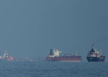 EE. UU. no renovará la flexibilización temporal de sanciones sobre el petróleo iraní