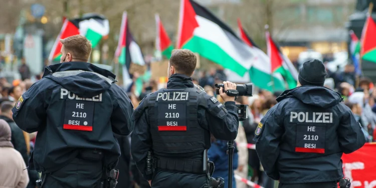 Cinco activistas comparecen por sabotaje en Elbit Systems en Alemania