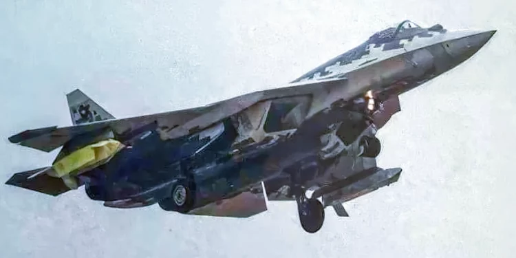 Rusia integra el misil de crucero S-71K en el caza Su-57