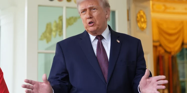 Trump anuncia un alto el fuego de 10 días entre Israel y Hezbolá a partir de esta noche