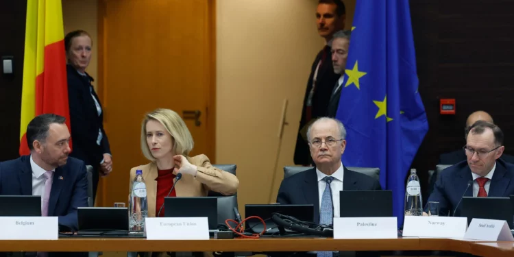 Más de 60 países se reúnen en Bruselas para impulsar la paz en Oriente Medio