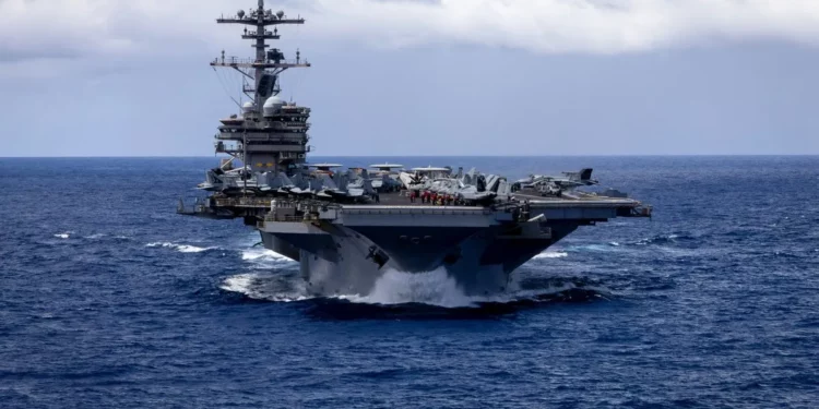 Tercer portaaviones de EE. UU. ha llegado a Oriente Medio