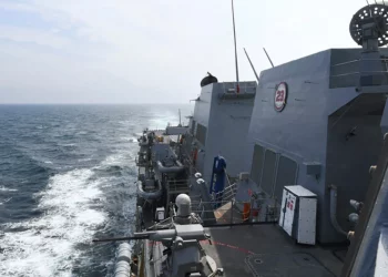 EE. UU. despliega buques de guerra para imponer un bloqueo naval a Irán