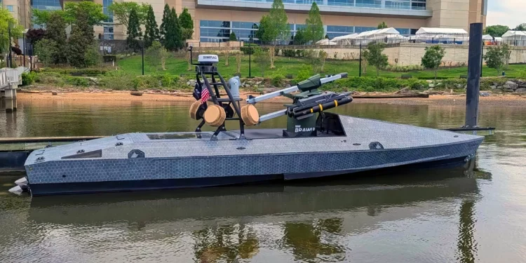 BlackSea presenta el USV Comet: equipado con misiles Hellfire y Sidewinder