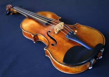 Un violín robado por los nazis podría haber reaparecido en Alsacia