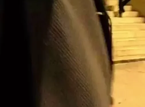 Vídeo del arresto de un sospechoso por agredir a una monja