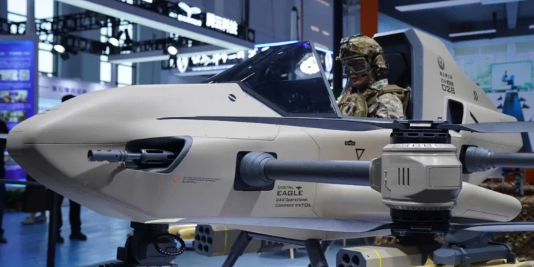 China exhibe un eVTOL armado para vigilancia y apoyo urbano