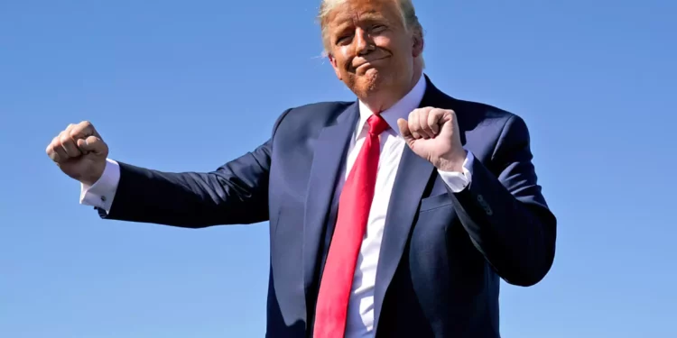 Trump confirma el rescate de dos aviadores derribados en Irán