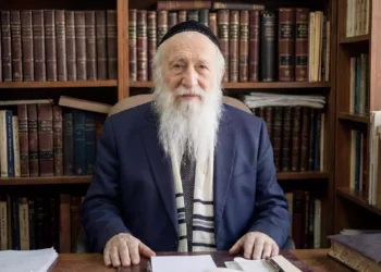 Red de falsos rabinos con IA difunde antisemitismo en TikTok