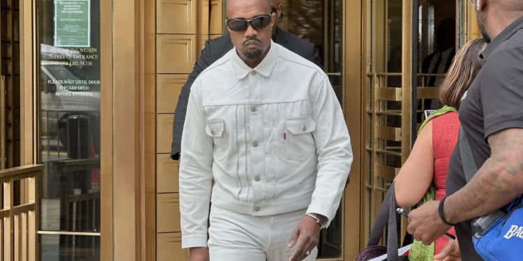 Italia prohíbe concierto de Kanye West tras quejas de comunidad judía