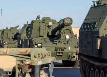 BAE Systems recibe contrato de $535 M para artillería sobre orugas