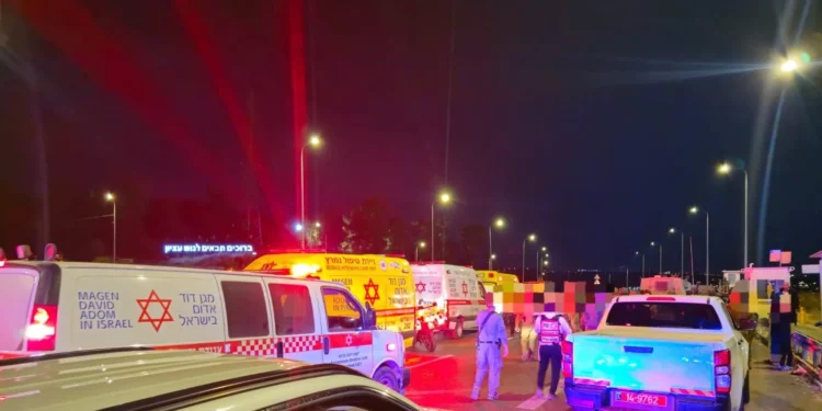 Ataque con atropello en Gush Etzion deja dos jóvenes heridas