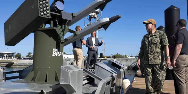 Textron prueba un CUSV armado con BRAWLR en FLEX 2026