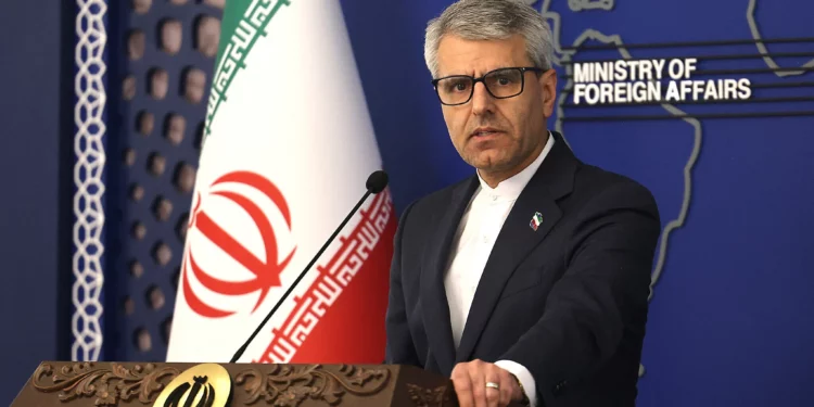Irán afirma que EE. UU. debe “abandonar sus exigencias excesivas”
