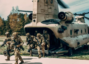 La OTAN prueba inserción rápida de tropas con CH-47 Chinook cerca de Rusia