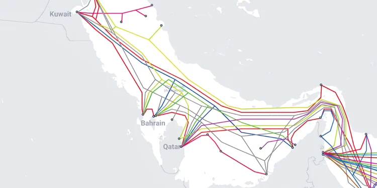 Irán prevé cobrar por los cables que pasan por el estrecho de Ormuz