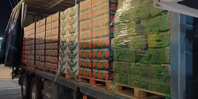 Frenan el ingreso ilegal de 25 toneladas de alimentos de origen palestino
