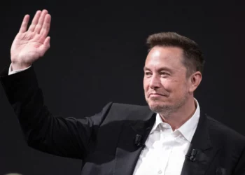 De camino al primer billón de la historia: Elon Musk vuelve a batir récords