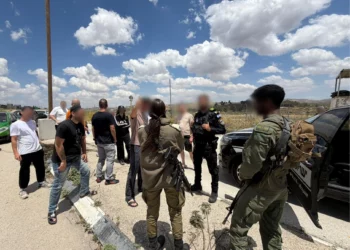 Evacúan de Nablús a 23 israelíes sordomudos