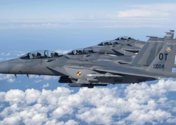 F-15EX y F-35 tendrían contratos plurianuales en la NDAA 2027