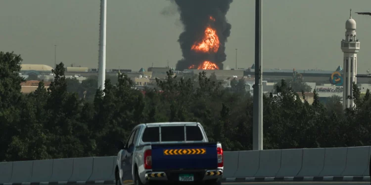Los EAU rechazan los “intentos de justificar el terrorismo iraní”