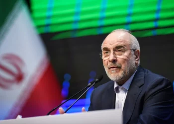 Irán dice que “ni siquiera ha empezado” a defender Ormuz