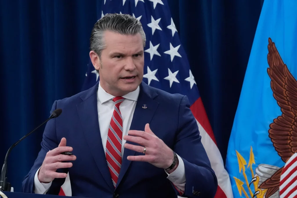 Hegseth dice que la tregua con Irán sigue vigente