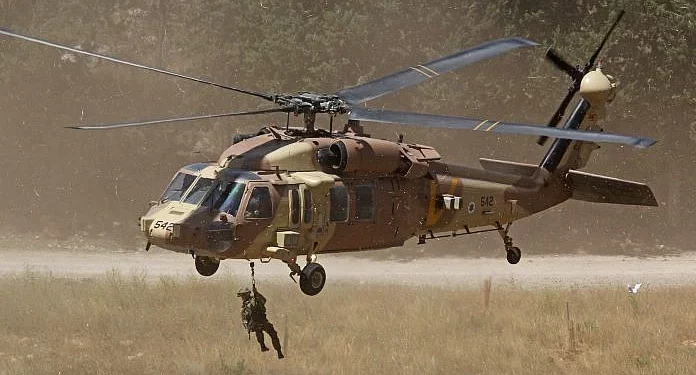 Helicóptero de las FDI varado en el Líbano retornó tras reparación