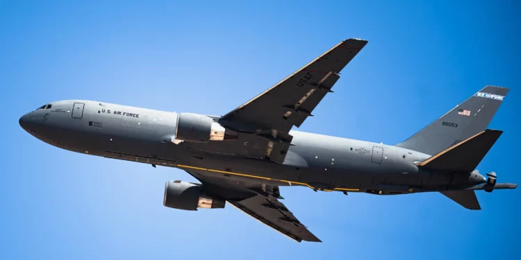 Por qué el KC-46 ronda los $160 millones por unidad