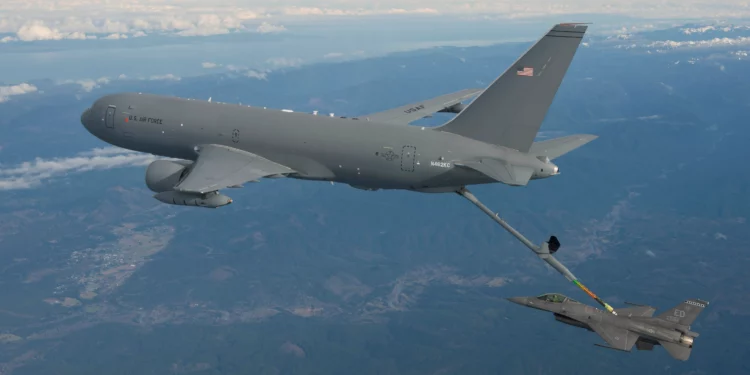 Qué es el sistema remoto APURRS en el KC-46A Pegasus