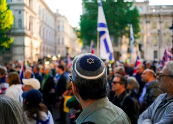 Miles de personas se concentran hoy en Londres contra el auge del antisemitismo