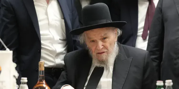 El líder haredi lituano retira su oposición a la ley de Reclutamiento
