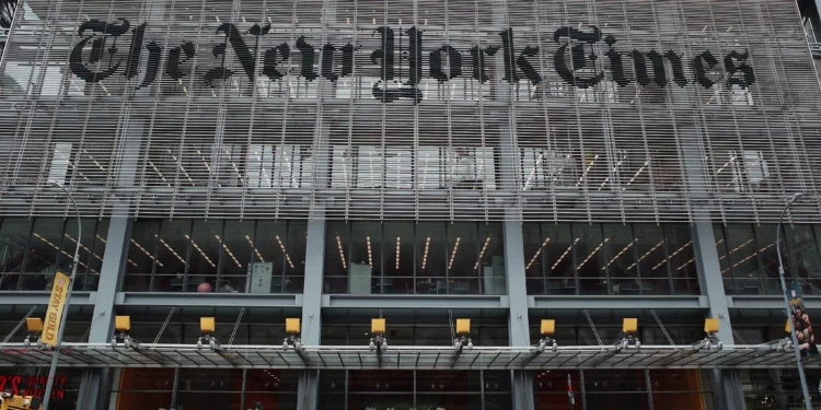 Olmert acusa a Kristof de tergiversarlo y crece la polémica en NYT