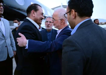 Las conversaciones entre Pakistán e Irán se prolongaron durante la noche