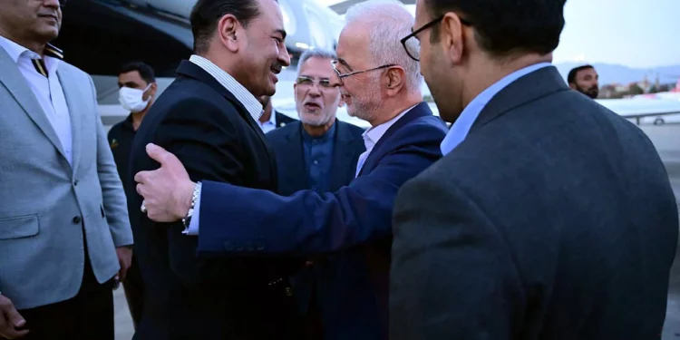 Las conversaciones entre Pakistán e Irán se prolongaron durante la noche