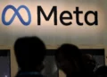 Los asistentes visitan el stand de Meta en la Game Developers Conference 2023 en San Francisco, California, el 22 de marzo de 2023. (Foto AP/Jeff Chiu)
