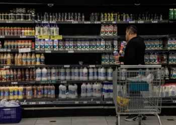 Shufersal saca de sus tiendas quesos y yogures de Tnuva