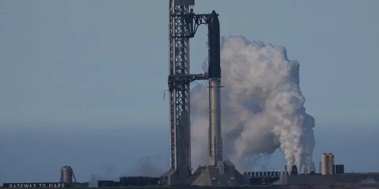 SpaceX suspende lanzamiento de Starship por fallo técnico de último minuto