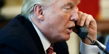 Trump consulta a mediadores y líderes regionales sobre un acuerdo provisional con Irán