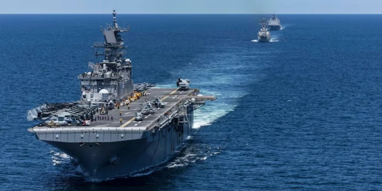 La Armada amplía la modernización del USS Iwo Jima para el F-35B