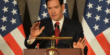 El secretario de Estado de Estados Unidos, Marco Rubio, habla durante una conferencia de prensa en Nueva Delhi, India, el 24 de mayo de 2026. (Foto AP/Manish Swarup)