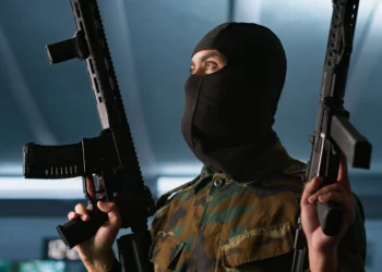 Tres días antes de la guerra: el artífice del terrorismo se reunió con Jamenei