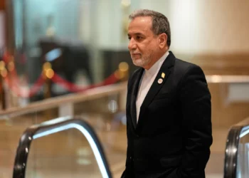 Irán suspende contactos con EE. UU. y culpa a la ofensiva israelí en el Líbano
