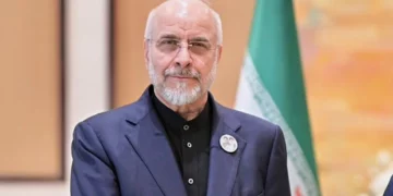El presidente del Parlamento iraní, Mohammad Bagher Ghalibaf, en Islamabad (Pakistán), el 11 de abril de 2026. (Oficina del primer ministro de Pakistán a través de AP)