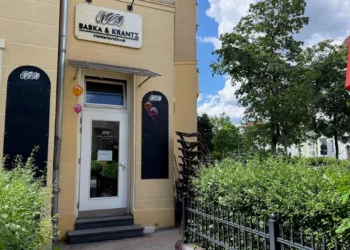 Babka & Krantz, una panadería judía de Berlín, cerró alegando acoso y dificultades económicas, tal y como se pudo ver en junio de 2026. (Toby Axelrod vía JTA)