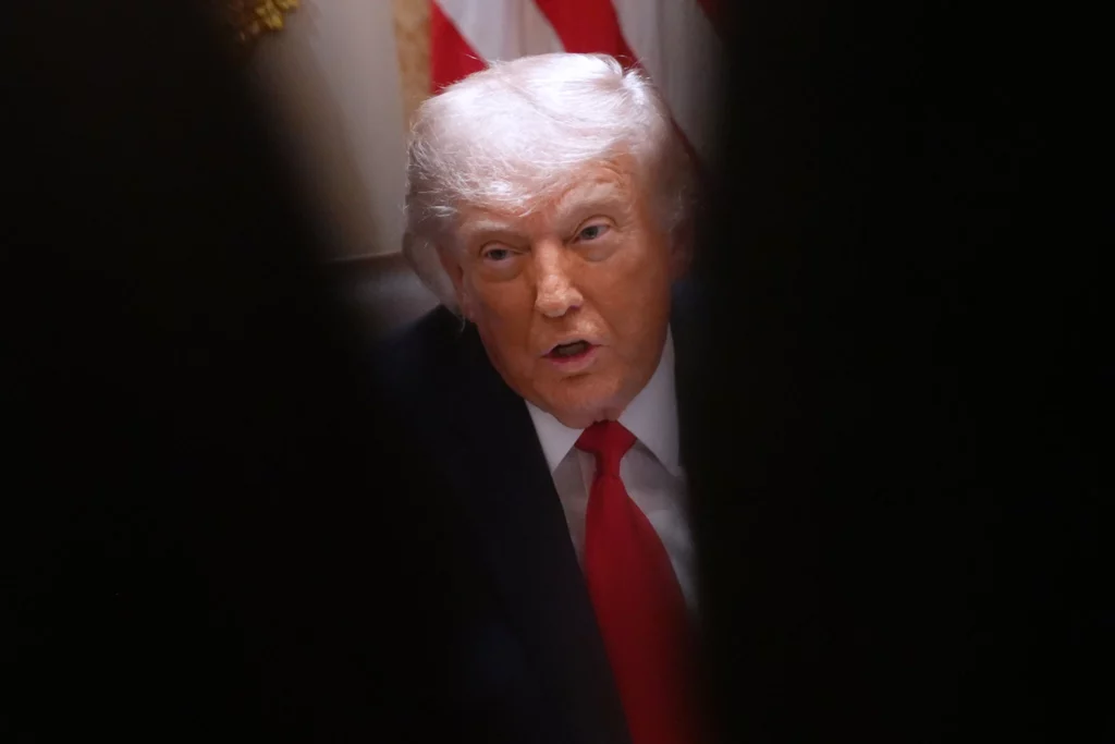 Trump dice que Irán aceptó renunciar a las armas nucleares
