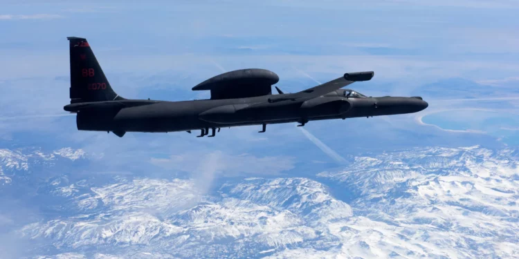 El U-2 Dragon Lady usa la estratosfera como defensa